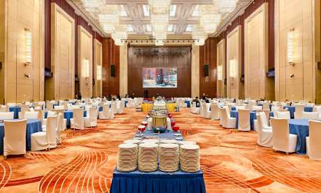 Интеллектуальные вилочные погрузчики Zowell дебютировали на выставке логистического оборудования 